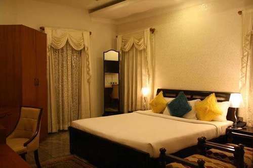 United-21 Grassland Bagori Exterior foto